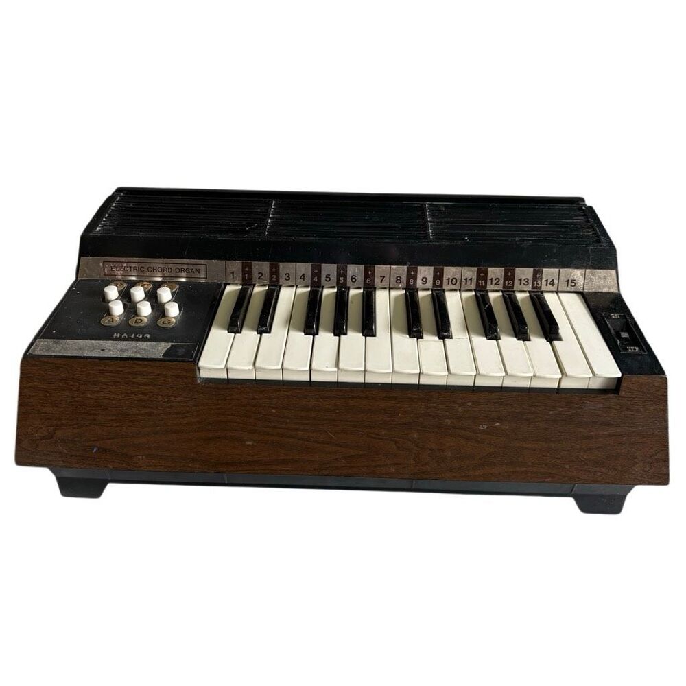 Magnus Model 380 Vintage Electronic Chord Organ